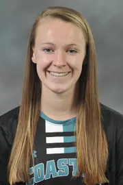 Mackenzie Cherry 2021 headshot