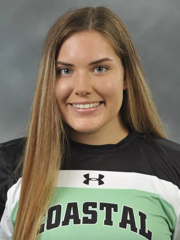 Megan Cook 2021 headshot