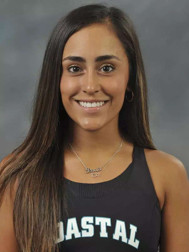 Paola Landin 2021-22 headshot