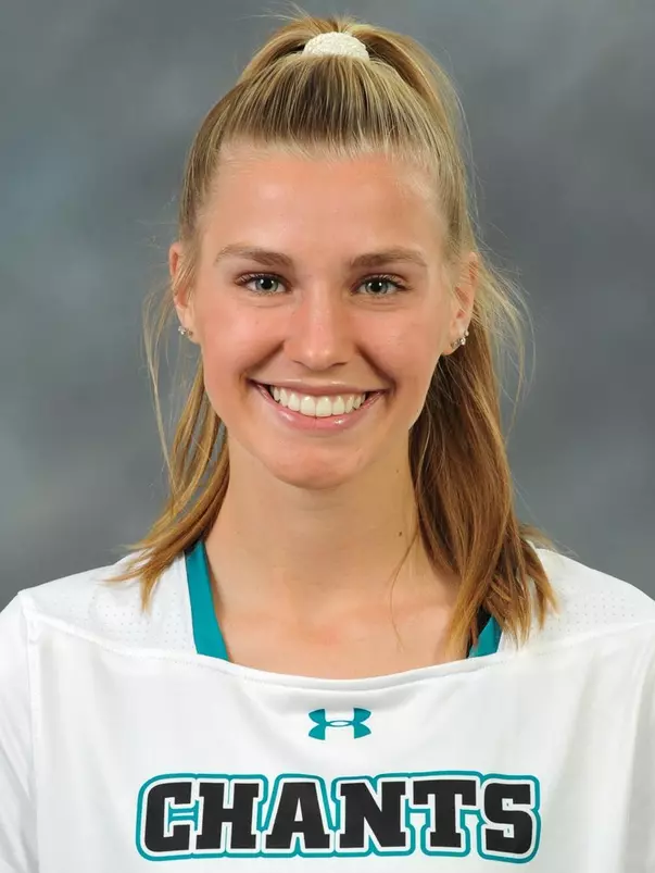 Avery McIlwaine 2022 headshot