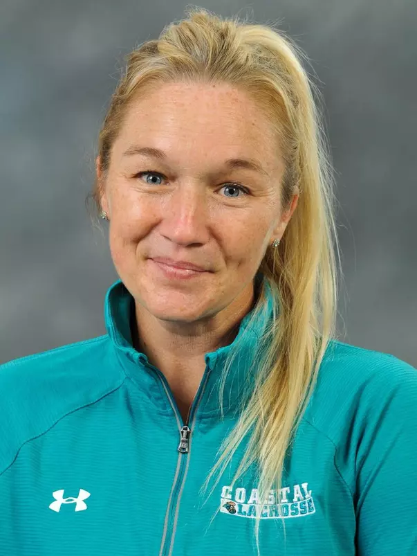 Rachel Whitten 2022 headshot