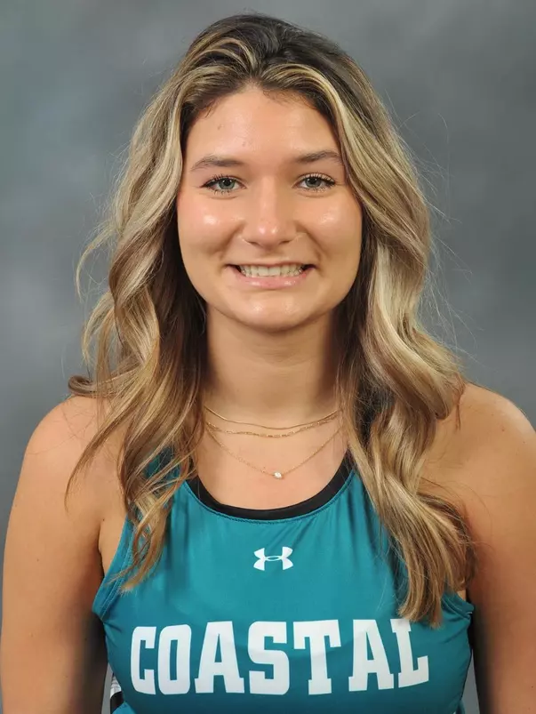 Lucy Campbell 2022 headshot