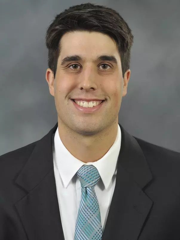 Elliot Carney 2022 headshot