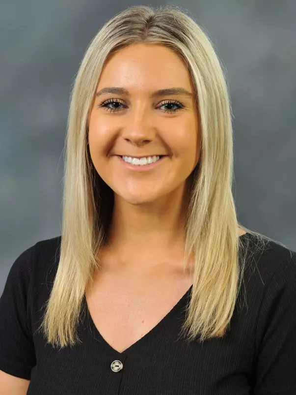 Stephanie Delaney 2022 headshot