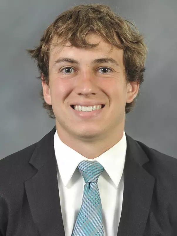 Eli Hillman 2022 headshot