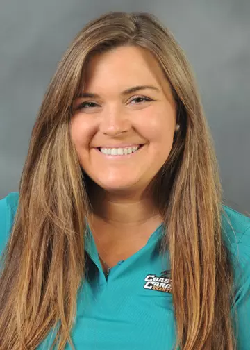 Nicole Page 2023 headshot