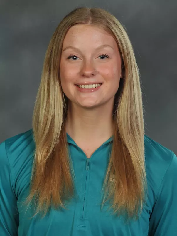 Lily Gilbert 2025 headshot