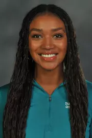 Grace Howard 2025 headshot