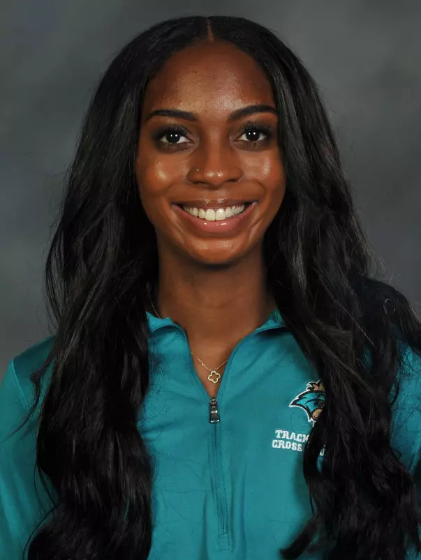 Sierra Smith 2025 headshot