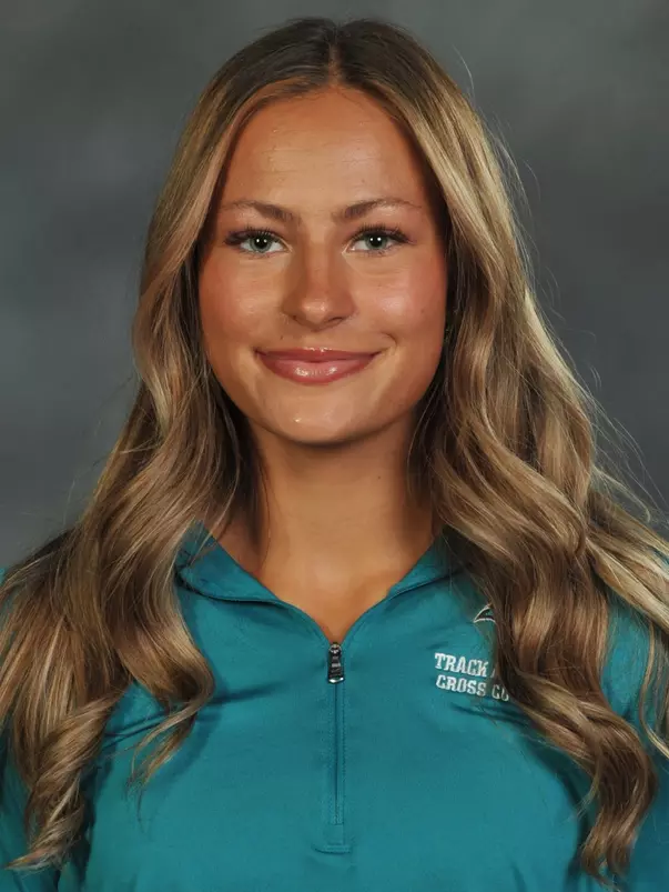Emelia Thurston 2025 headshot