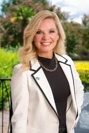 Kelly Moore