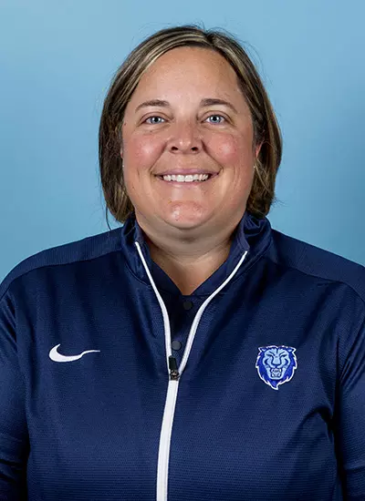 Jennifer Teague Headshot 2018-19