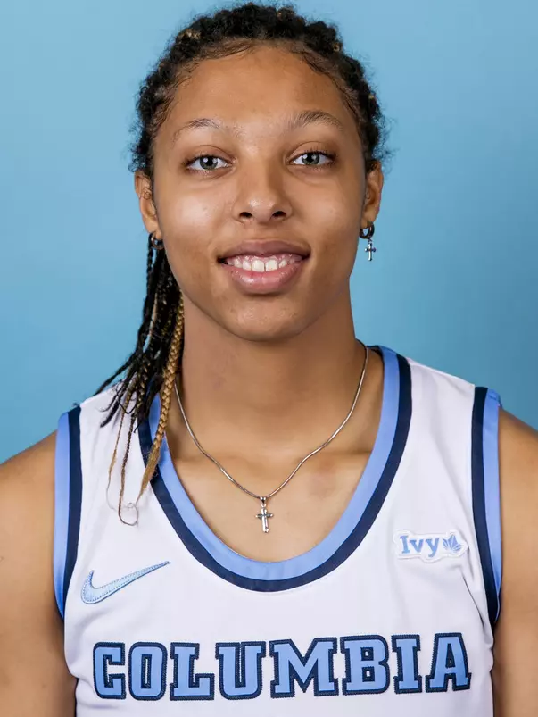 Kaitlyn Davis 2019 Headshot