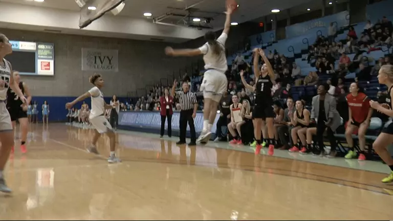 Kaitlyn Davis Block Screencap