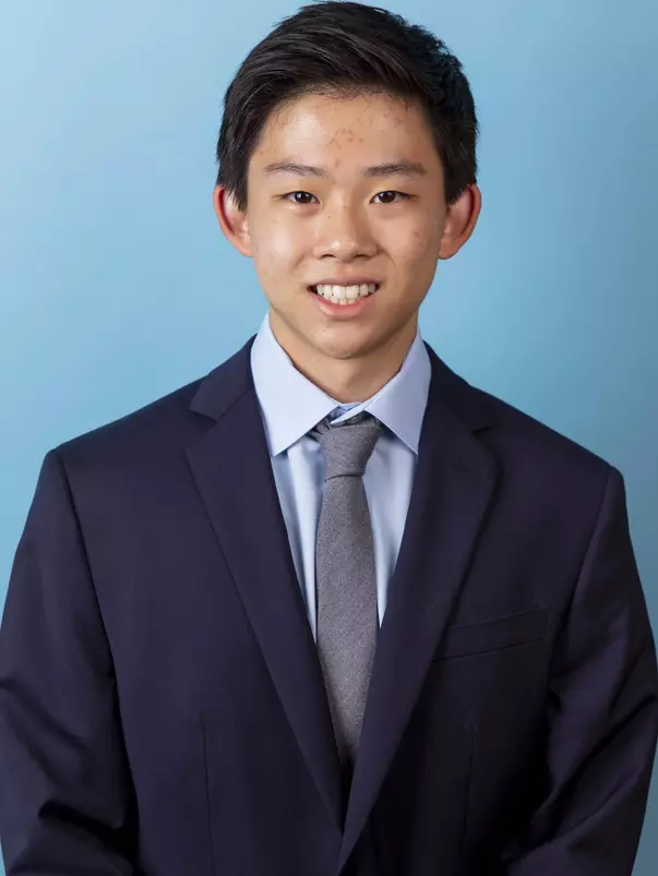 Ryan Chen 2021 Headshot