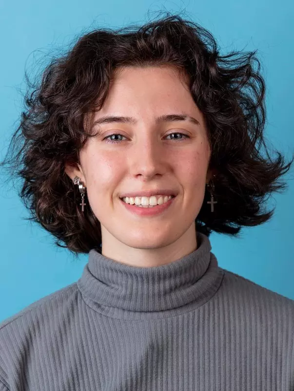 Chloe Gouhin Headshot 2021