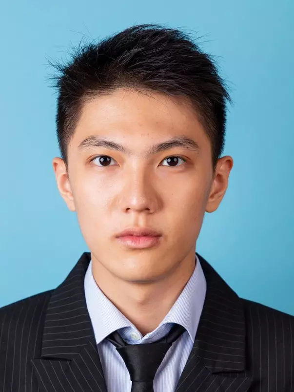 Howard Zhao Headshot 2021