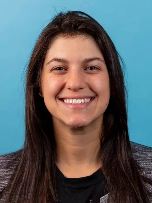 Lea Georgatos Headshot 2021