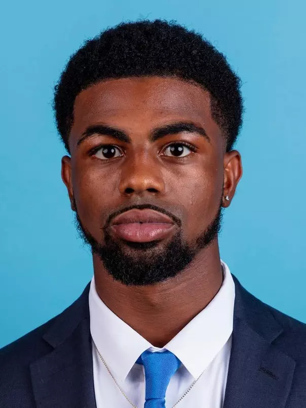 Mahari Miller Headshot