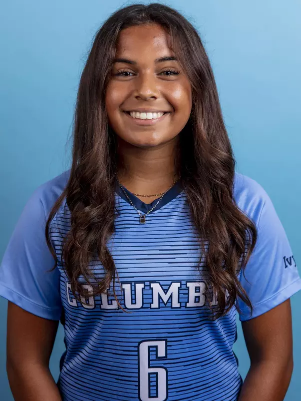 Ania Prussak 2021 Headshot