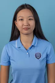 Annie Sun Headshot 2022-23