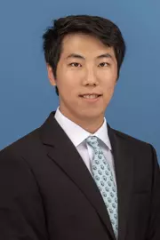 Matthew Lou headshot