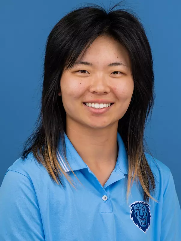 Angela Zhang 2023-24 Headshot