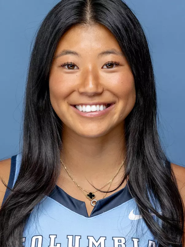 Lindsey Yu Headshot