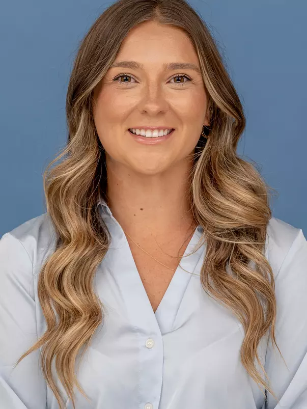 Niki Miller Headshot