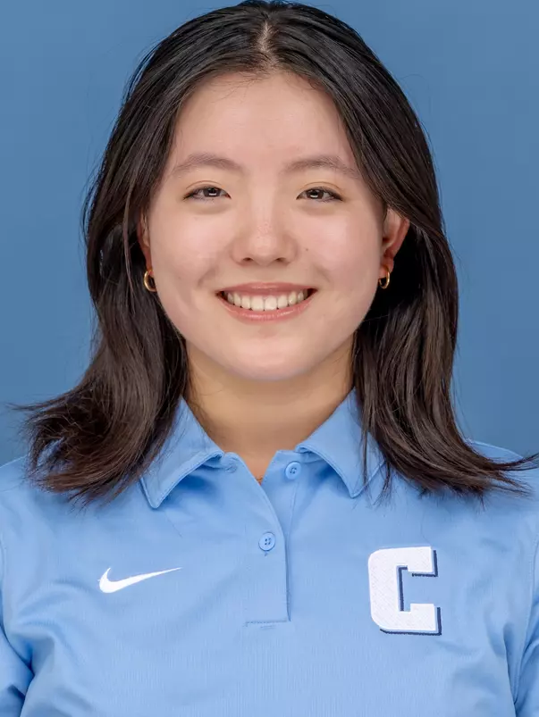 Sarah Shao 2024-25 WGolf Headshot