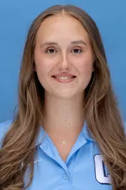 Charlotte Condacci Reis Headshot