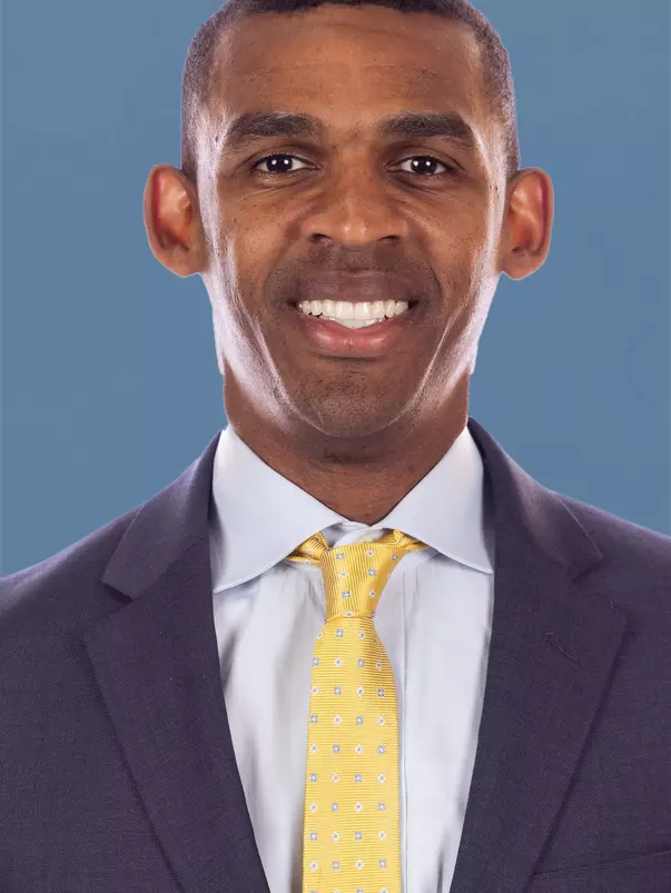 Shasha Brown Headshot