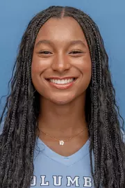 Kylee Eze web headshot