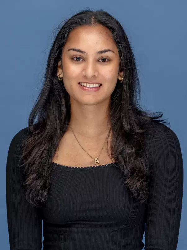 Anya Mahorowala Headshot