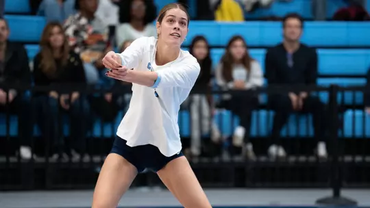 Elena Maynulet digs vs Cornell
