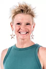 Leslie Barnes