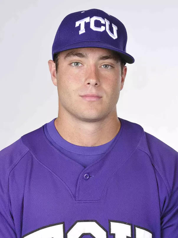 Taylor Featherston (12