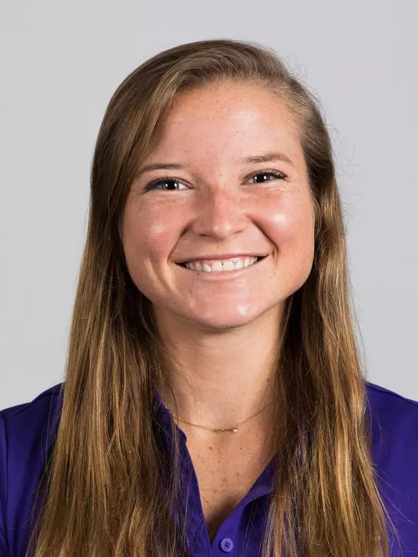 Erin Barth head sho