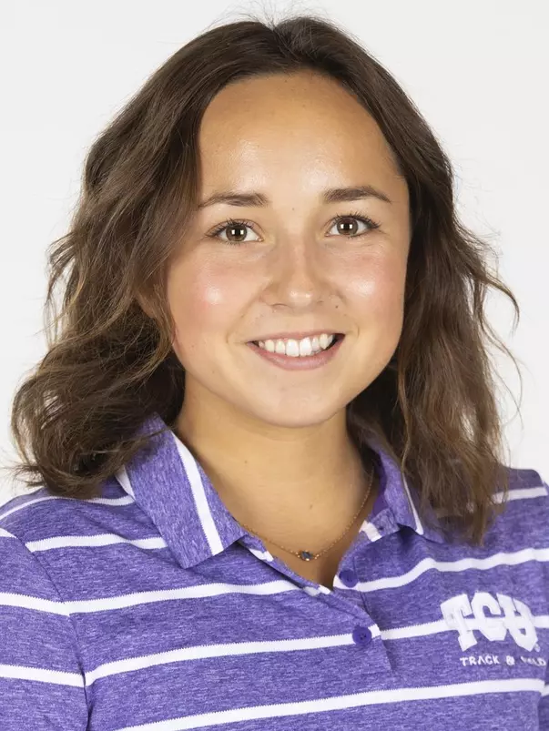 Evelyn Mandel 2019 Headshot