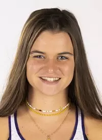 Daniela Alvarez Headshot