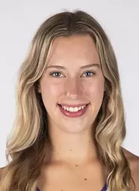 Josie Miller Headshot