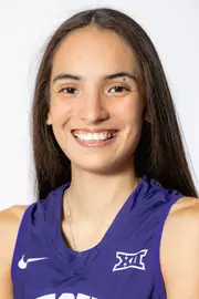 Melanie Parra Headshot