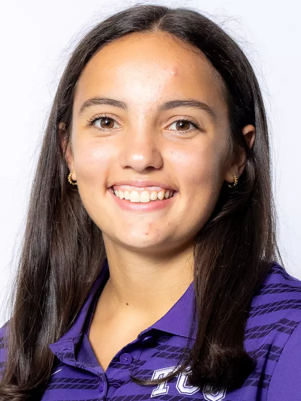 Kate Selover Headshot