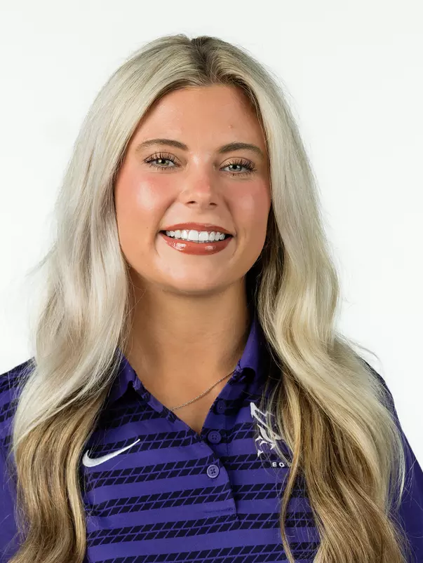 Lannie-Jo Lisac Headshot