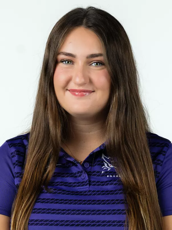Anna Clausen Headshot