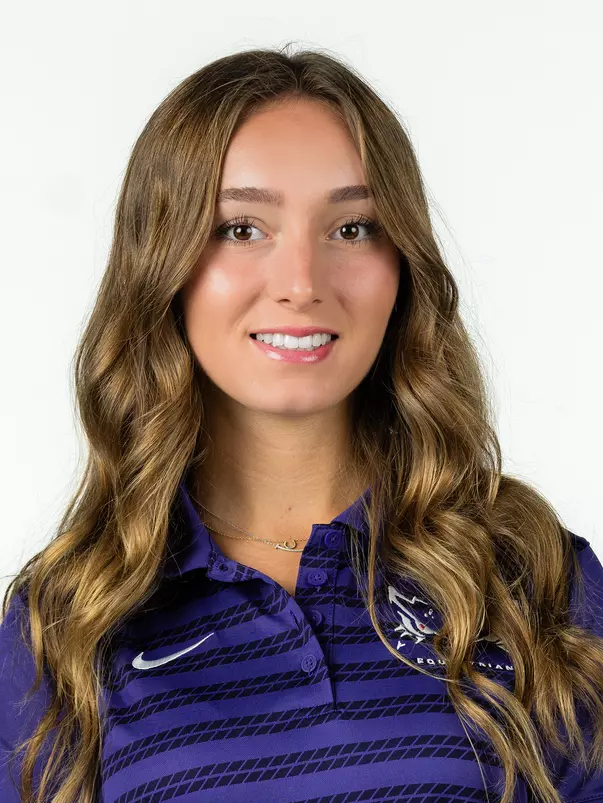 Savonna Adell Headshot