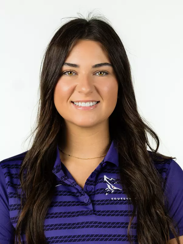 Sydney Feager Headshot