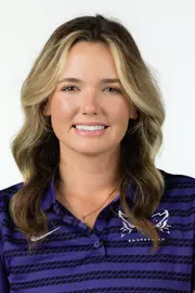 ella bostwick headshot
