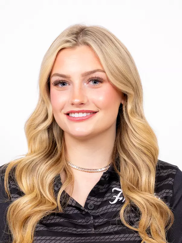 Adele Cunningham Headshot