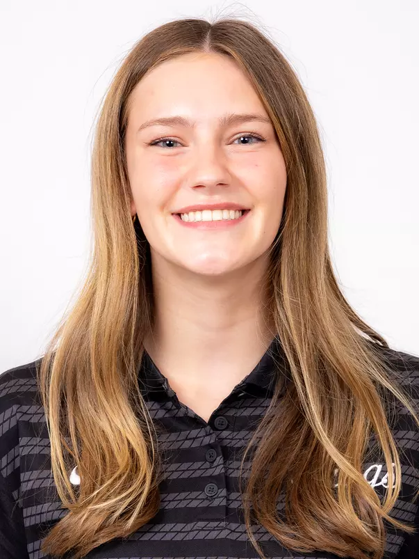 Annie Kimball Headshot